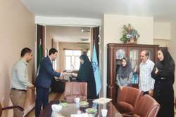 تجلیل معاون بهداشت دانشگاه علوم پزشکی لرستان از خانه بهداشت کارگری سد تاج امیر شهرستان نورآباد 