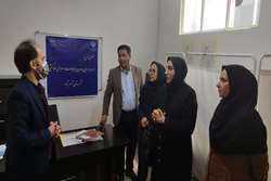 بازدید نماینده مدیرکل امور اجتماعی و فرهنگی استانداری از کارگاه آموزشی خانواده توانا خرم آباد