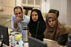 جلسه بررسی راه اندازی خانه بهداشت چشم در برخی مناطق استان لرستان